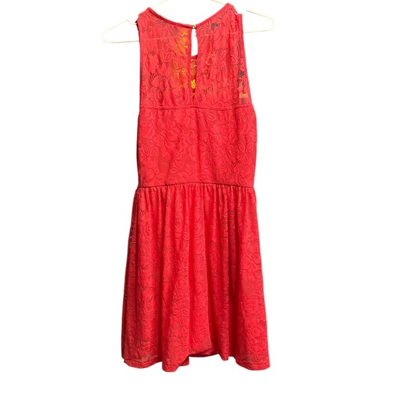 Jenlo Sleeveless Lace Dress - Size Medium , red/pinkish color - Picture 2 of 3